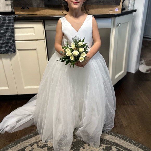 Ivory Flower Girl Dress with Detachable Train - Picture 3 of 6